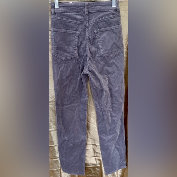 ❗️DEAL❗️2 pair Divided corduroy jeans - Picture 3 of 6